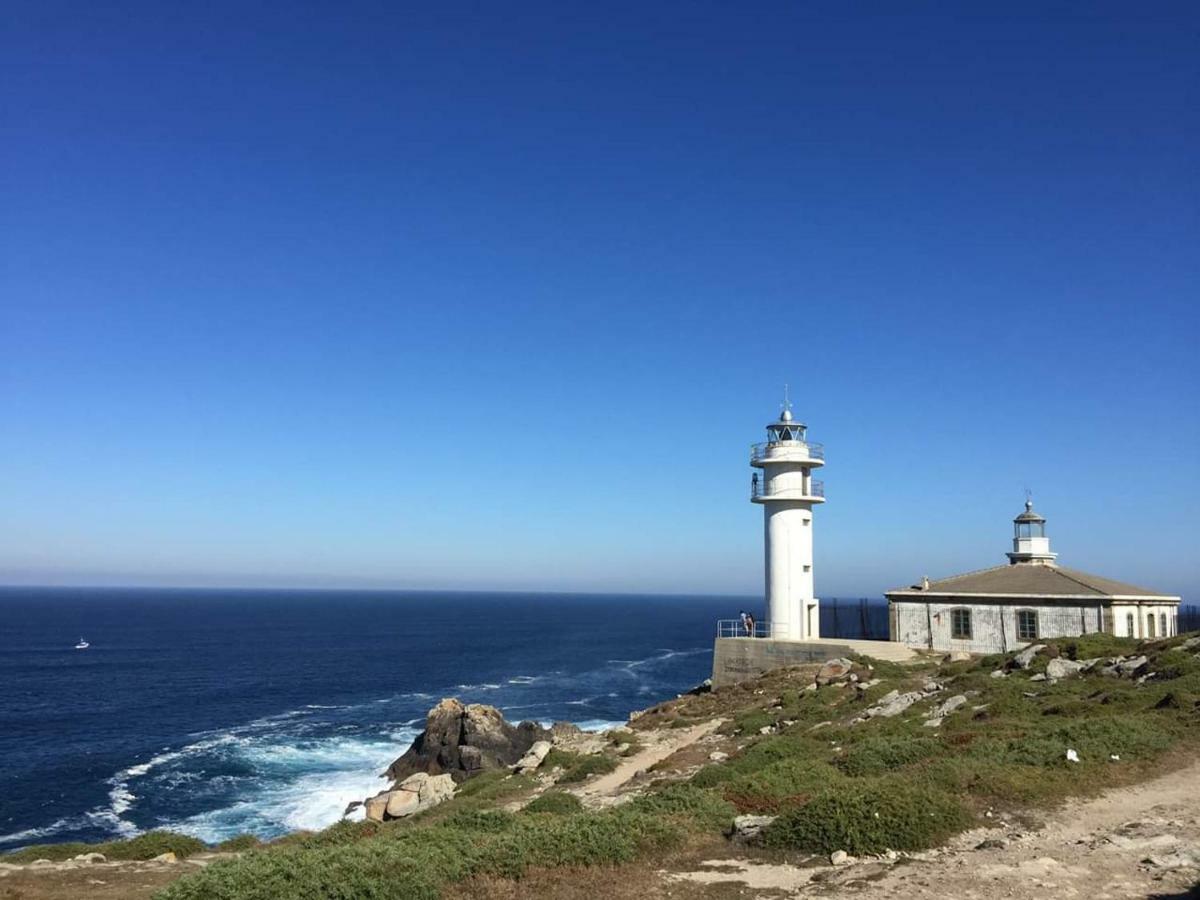 דירות מוחיה Mirador Do Faro Tourinan מראה חיצוני תמונה